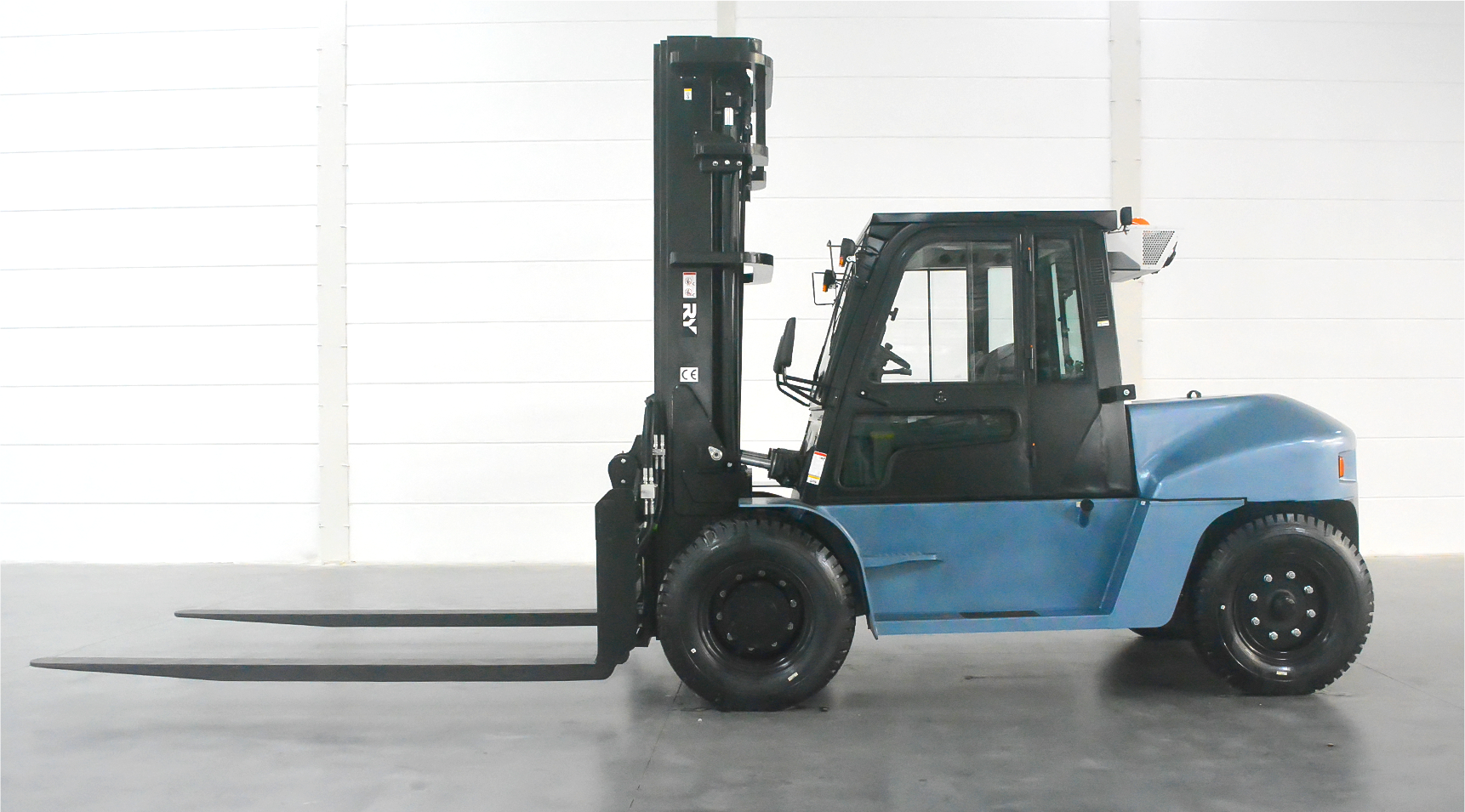 Royal's New Generation Pro Plus Series Internal Combustion Forklifts 5.0 - 10,0 ton 